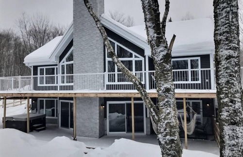 Eastman House | Le chïc, Chalets Bookmark : Le Chïc