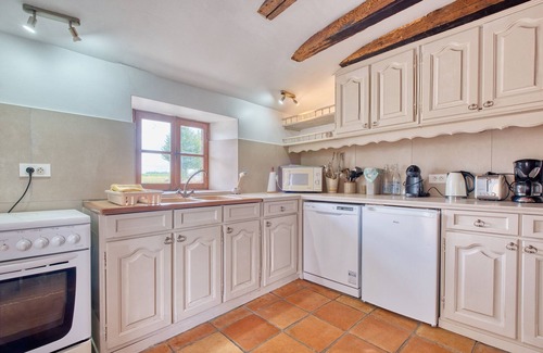 Razac-d'Eymet House | Le Chai – fantastic holiday cottage with pool on over 12 hectares near Bergerac