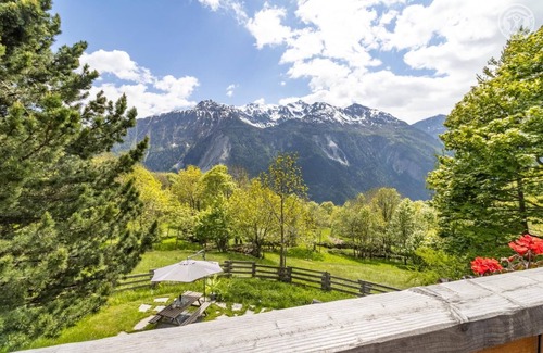 Saint-Andre House | LE CHALET DES DEUX AROLLES