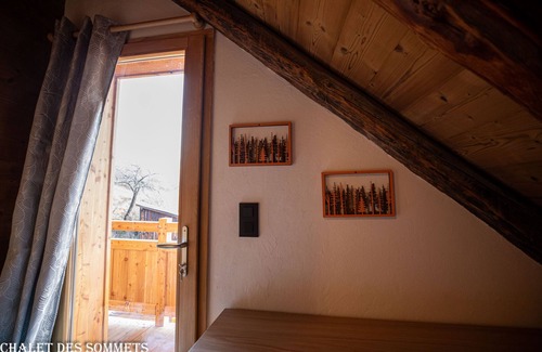 Puy-Saint-Pierre Ski Chalet | Le Chalet des Sommets Entièrement Rénové Avec vue Imprenable sur les Montagnes