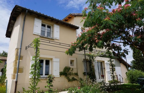 La Chapelle-de-Guinchay House | Le Chat Perché - LA CHAPELLE DE GUINCHAY