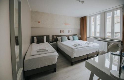 Gare Hotel | Le Chatelet