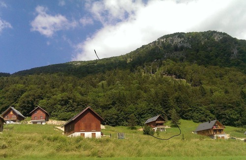 Le Chatelard Ski Chalet | Le Chatox, the best view from any chalet in the alps ! Ski, cycle, trek, chill.