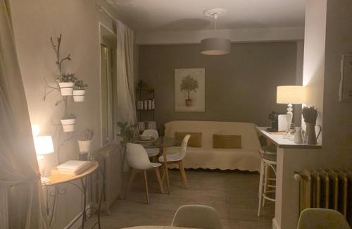La Tour-du-Pin Bed & Breakfast | Le Clos de la tour