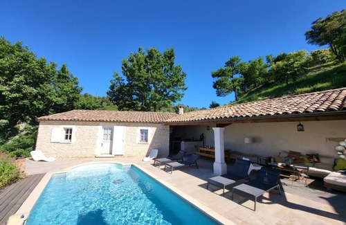Villeneuve Bed & Breakfast | Le Clos des casis