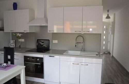 Saint-Simon-de-Bordes Apartment | Le Clos Du Champ De L'amour