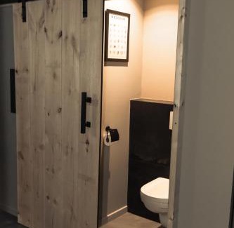 Ciney Apartment | Le Clos du Rempart Suite & Jacuzzi