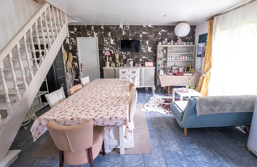 Tourny House | Le Clos Saint Paul