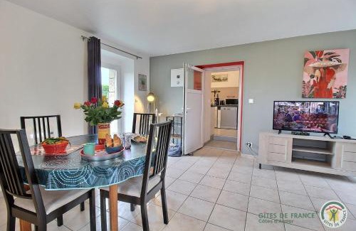 Hillion House | Le coin des hirondelles