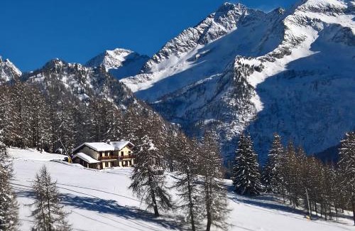 Brusson House | Le Coin des Mélèzes - NATURE & TREK - camere in baita di montagna