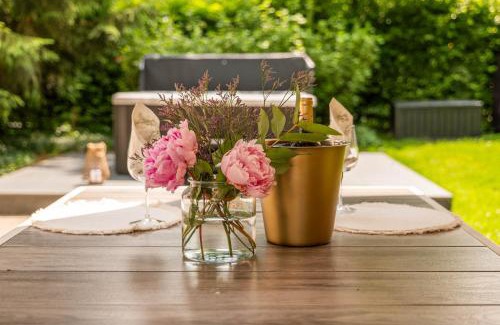 Bomal-sur-Ourthe Ski Chalet | Le Colibri spa jacuzzi