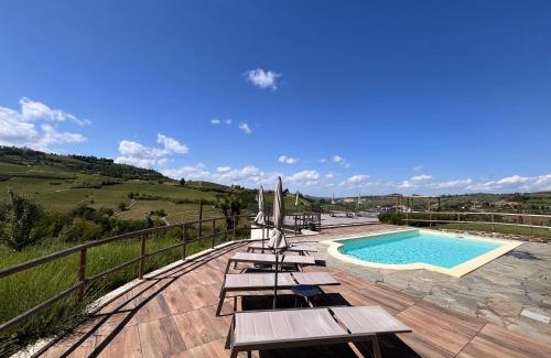 Diano d'Alba Resort | Le Cornici - Cascina di Charme