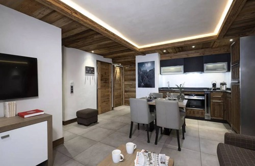Chamonix City Centre Apartment | Le Cristal de Jade Residence* - MGM Hotels & Residences - 2 Room Apartment 4 People