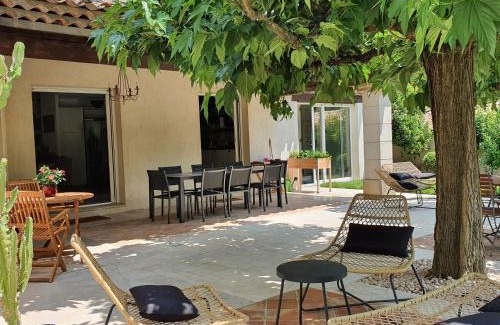 Le Plan-de-Grasse Bed & Breakfast | Le Domaine des Mûriers - charme, chic, calme en Provence Côte d'Azur