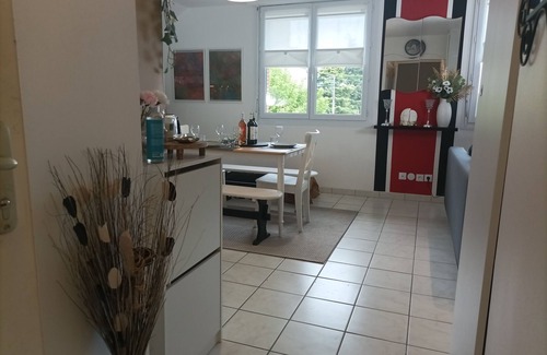 Fleury-les-Aubrais Apartment | Le Duplex Décontracté - A la Conciergerie Au Cœur D'orléans