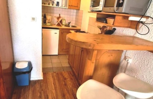 Besancon Apartment | "Le Français", Studio au Calme Proche de la Gare