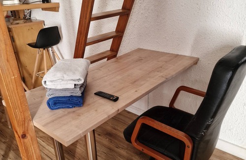 Besancon Apartment | "Le Français", Studio au Calme Proche de la Gare