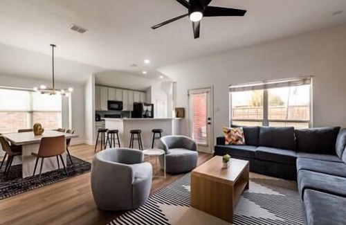 Little Elm House | LE/Frisco 3B-2Ba Fire pit-wifi