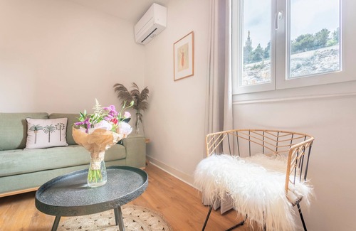 Vauban Apartment | Le Funiculaire - au pied de Notre Dame de la Garde