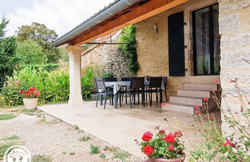 Thedirac House | Le Gîte d'Inès - THEDIRAC