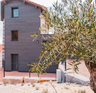 Coubon House | Le gîte de la Bonne Amie