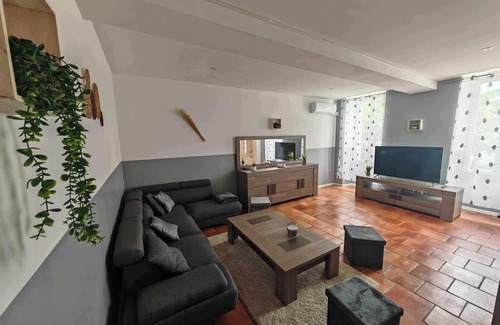 Cezac House | Le Gîte de Lubat Situé Dans le Secteur Paisible de Cézac