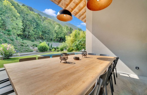 Le Bourget-du-Lac House | Le Garage à François