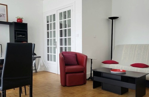 Adamville Apartment | Le General Appartement Entier Proche de Paris