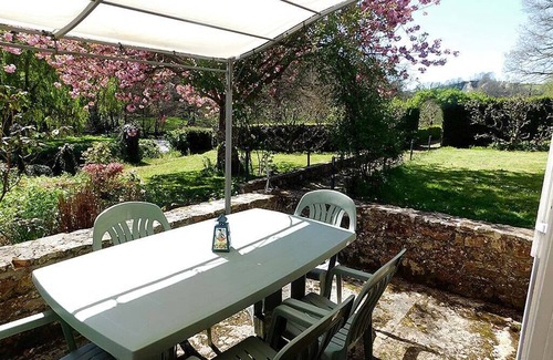 Campeaux Cottage | Le Gite De Cadran Solaire (3 Bedrooms, Sleeps 8)
