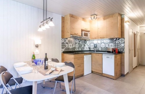 Le Lavachet Apartment | Le Grand Pré (Lavachet) by Interhome