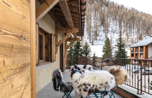 Val-d'Isere Apartment | Le Grizzly - luxury 2-bedroom apartment in the old town
