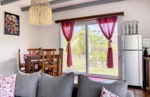 Djamandjary House | le jardin d'ampasikely B