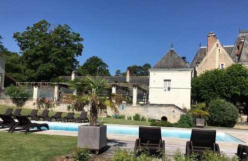 Blere Cottage | "Le Jardin", Fontenay Castle, 17 Ha Park with Pool and Tennis.