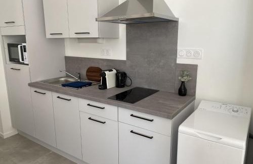 Romans-sur-Isere Apartment | Le Jules Appart'Hotel, centre ville Romans-sur-Isère