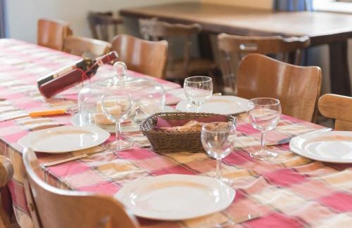 Vireux-Wallerand House | Le Lavandin Gite familial 10 -12p