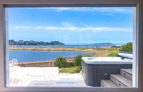 Louannec House | le lenn La Maison Du Lenn Exceptional location