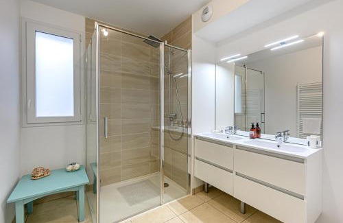 Vannes Apartment | Le Loarwenn - Bel appt avec terrasse et parking