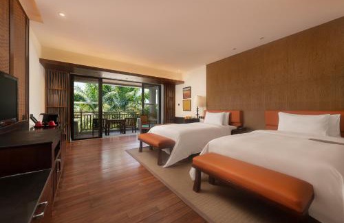 Wanning Resort | Le Méridien Shimei Bay Beach Resort & Spa