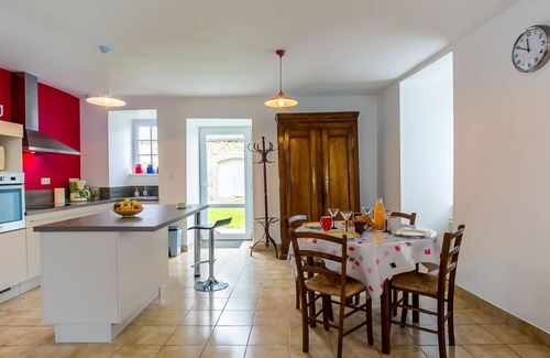 Plouneour-Trez House | Le Manoir by Interhome