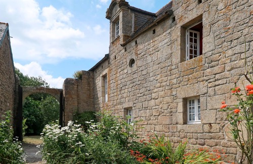 Pont-l'Abbe House | Le Manoir by Interhome
