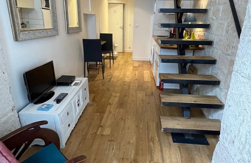 Arts-et-Metiers Apartment | Le Marais Arts-et-métiers Beaubourg Turbigo