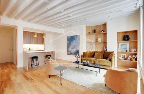 3rd Arrondissement Apartment | Le Marais Luxury & Charm 70m of Design