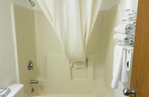 Le Mars Hotel | Le Mars Inn and Suites