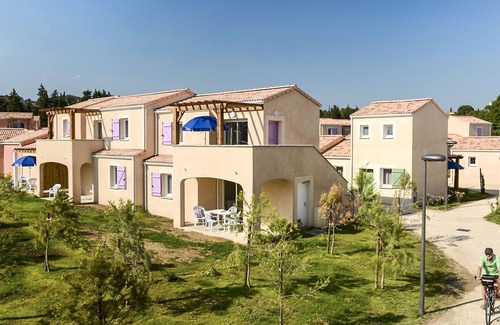 Paradou Apartment | Le Mas des Alpilles by Interhome