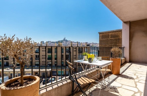 Hotel-de-Ville Apartment | Le Minot - Magnifique vue port