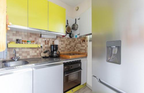 Embrun Apartment | Le Mirador - Studio avec balcon Vue Lac et Montagnes