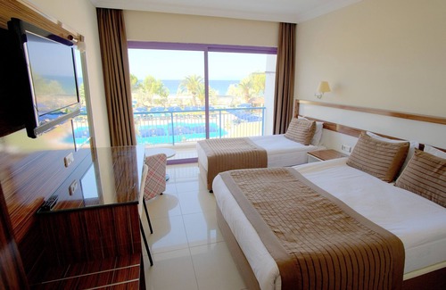 Dikili Resort | Le Monde Beach Resort & Spa