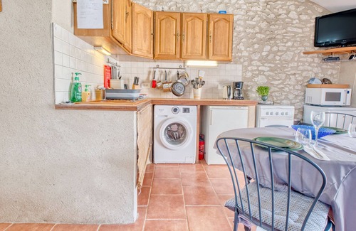 Razac-d'Eymet Apartment | Le Nid – Charming Studio with Shared Pool and Panoramic View of the Dordogne