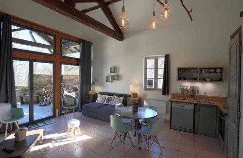 Pont-d'Ain Apartment | Le nid des écureuils