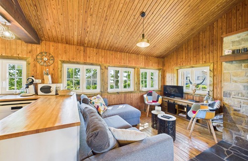 Hatrival Ski Chalet | Le P'ti Prins by Lisby